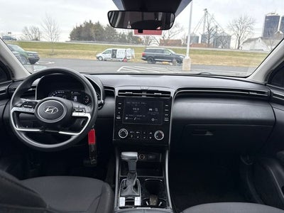 2022 Hyundai Tucson SE