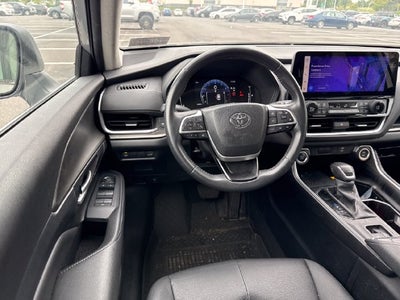 2024 Toyota Grand Highlander XLE