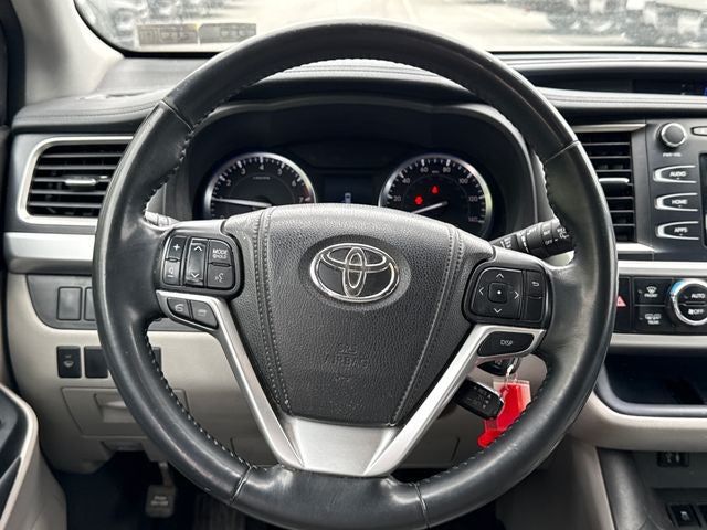 2015 Toyota Highlander LE Plus V6