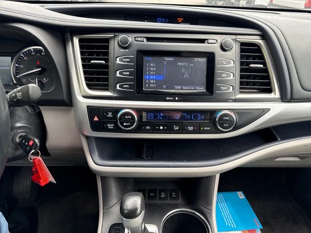 2015 Toyota Highlander LE Plus V6