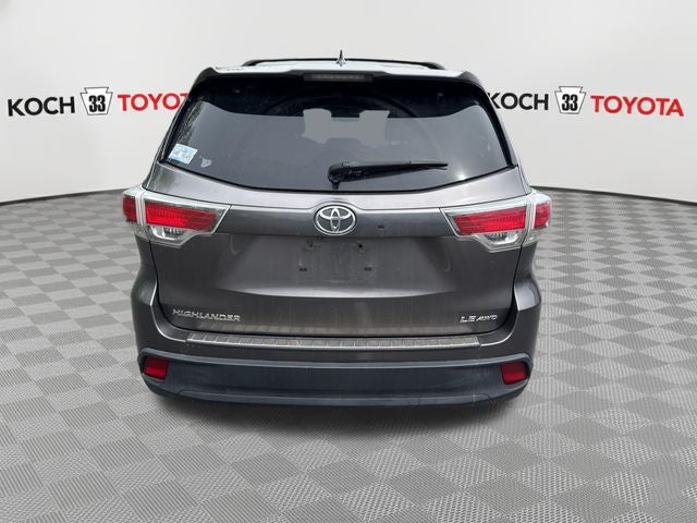 2015 Toyota Highlander LE Plus V6