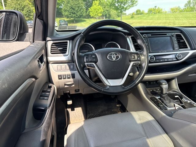 2018 Toyota Highlander Hybrid Limited Platinum