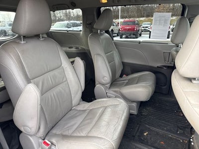 2017 Toyota Sienna XLE Premium 7 Passenger