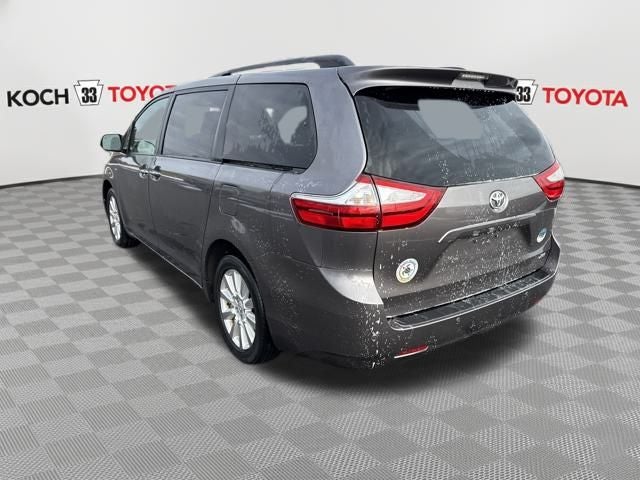 2017 Toyota Sienna XLE Premium 7 Passenger