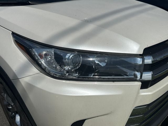 2019 Toyota Highlander Limited Platinum