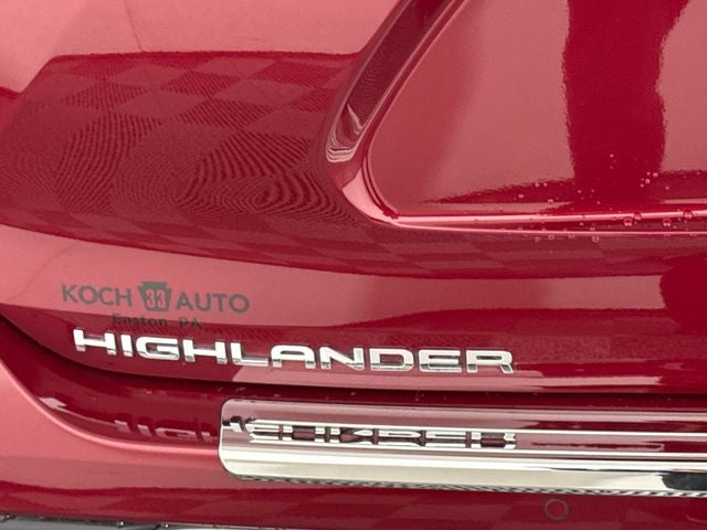 2022 Toyota Highlander Hybrid Platinum