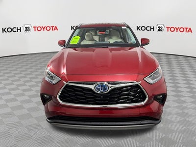 2022 Toyota Highlander Hybrid Platinum
