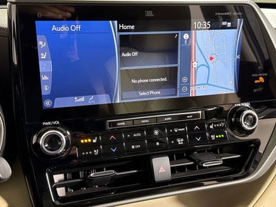 2022 Toyota Highlander Hybrid Platinum