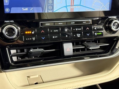 2022 Toyota Highlander Hybrid Platinum