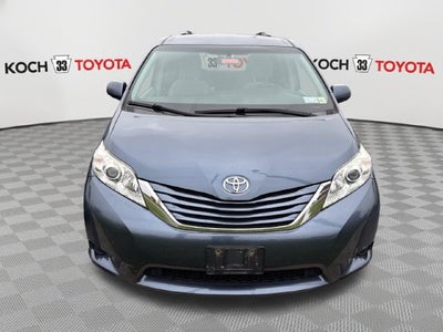 2017 Toyota Sienna LE 7 Passenger