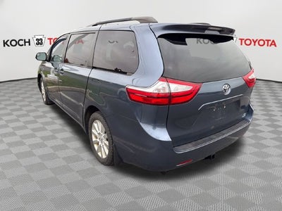 2017 Toyota Sienna LE 7 Passenger