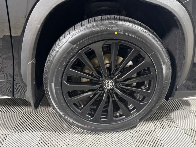 2025 Toyota Highlander XSE