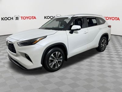 2023 Toyota Highlander XLE