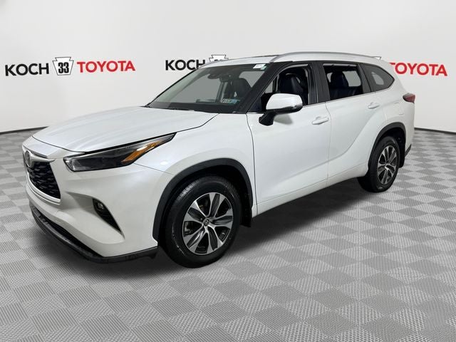 2023 Toyota Highlander XLE