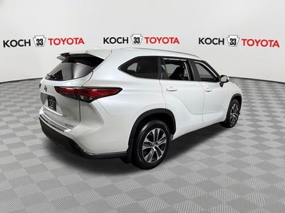 2023 Toyota Highlander XLE