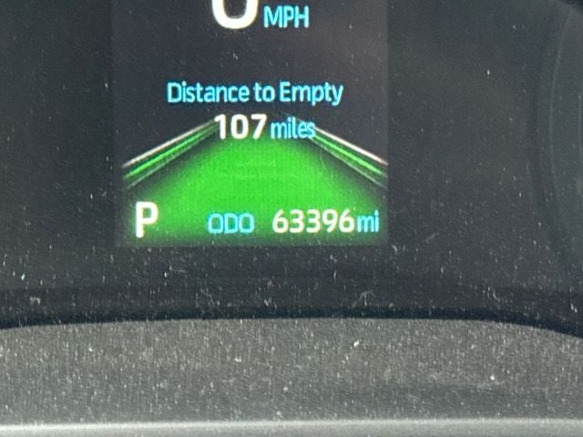 2022 Toyota Sienna LE 8 Passenger