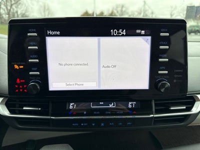 2022 Toyota Sienna LE 8 Passenger