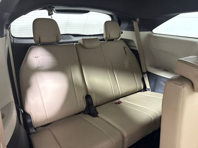 2022 Toyota Sienna XLE 8 Passenger