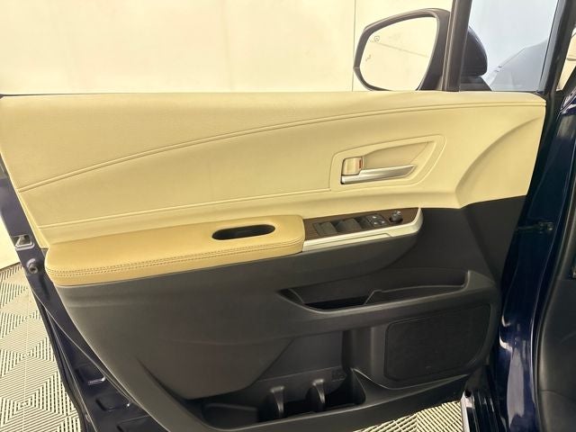 2022 Toyota Sienna XLE 8 Passenger