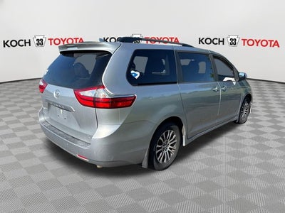 2018 Toyota Sienna XLE 8 Passenger