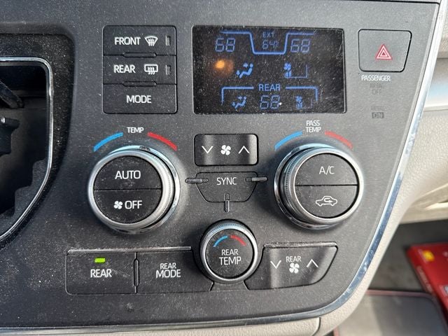 2019 Toyota Sienna L 7 Passenger