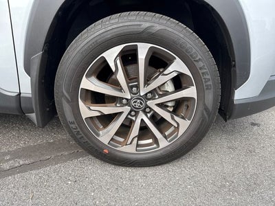 2024 Toyota Corolla Cross XLE