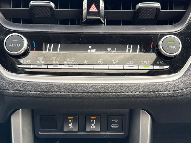 2024 Toyota Corolla Cross XLE