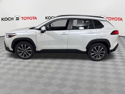 2023 Toyota Corolla Cross XLE