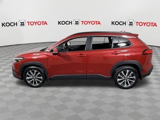 2023 Toyota Corolla Cross XLE