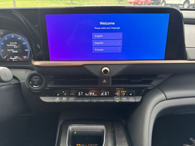 2025 Toyota Crown Signia XLE
