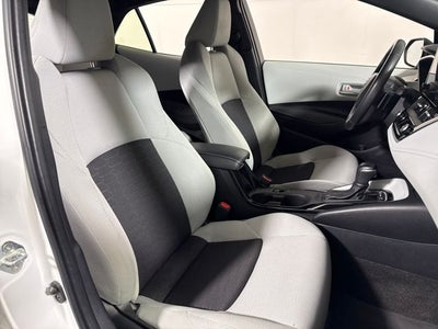 2025 Toyota Corolla Hatchback SE