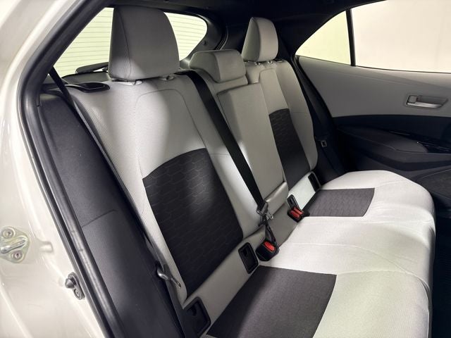 2025 Toyota Corolla Hatchback SE