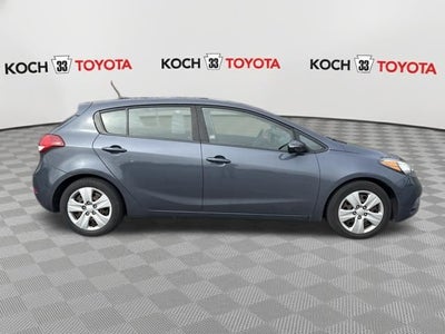2016 Kia Forte5 LX