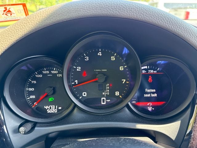 2020 Porsche Macan Base