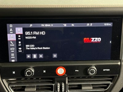 2023 Porsche Macan S