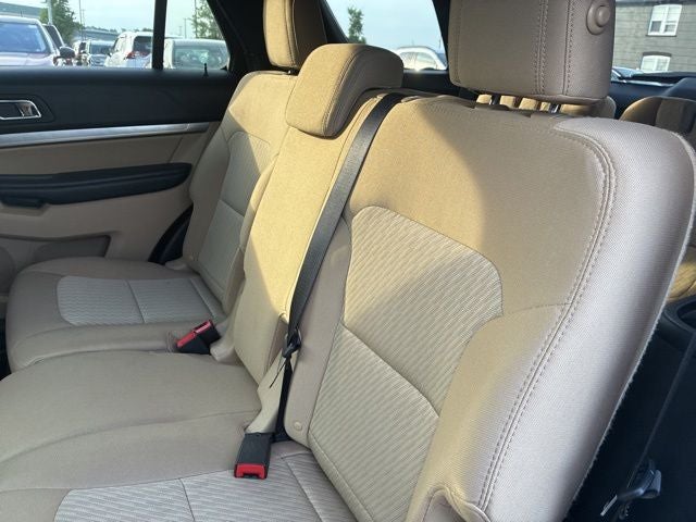 2017 Ford Explorer Base