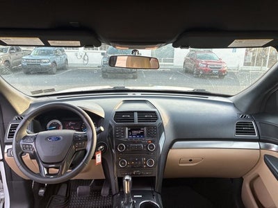 2017 Ford Explorer Base