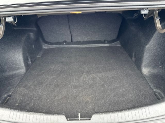 2022 Chevrolet Malibu LS 1LS