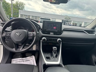 2021 Toyota RAV4 LE