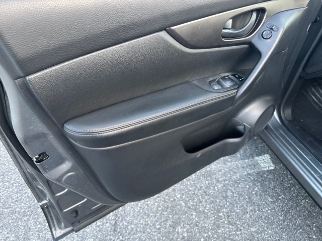 2017 Nissan Rogue Sport S