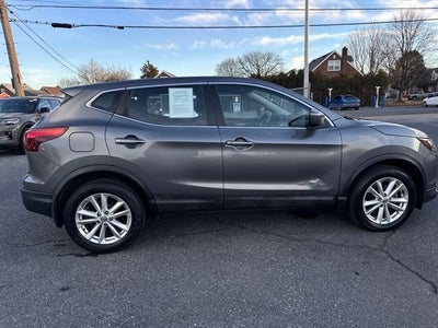2017 Nissan Rogue Sport S