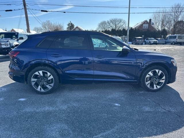 2022 Audi e-tron Premium quattro