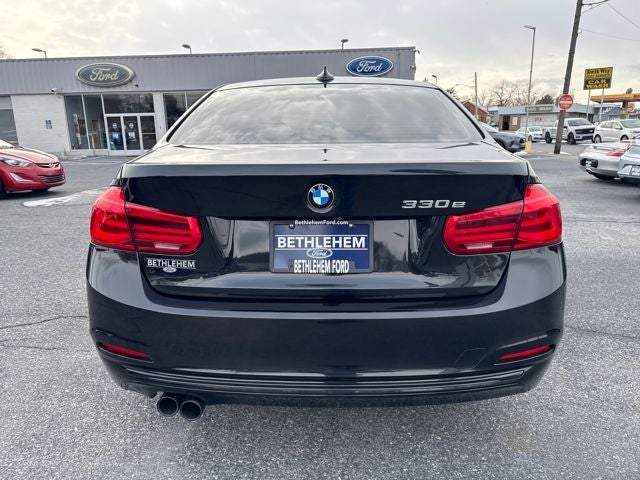 2018 BMW 3 Series 330e iPerformance