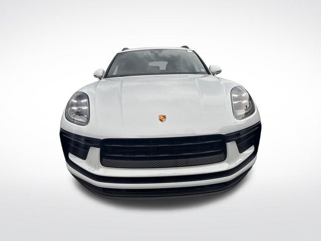 2022 Porsche Macan Base