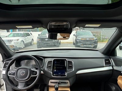 2018 Volvo XC90 T5 Momentum
