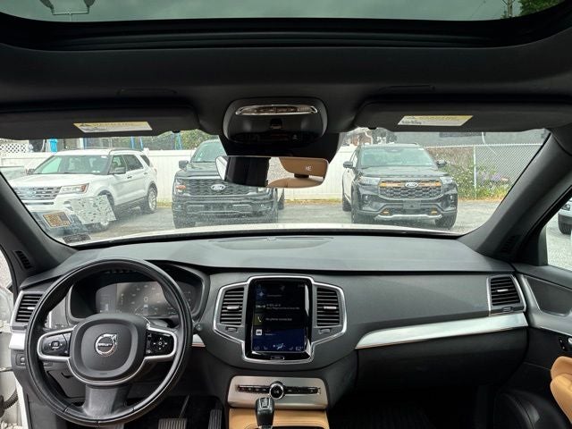2018 Volvo XC90 T5 Momentum