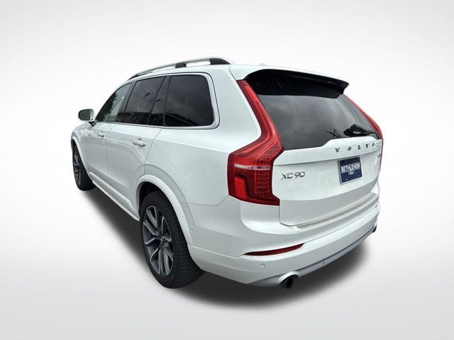 2018 Volvo XC90 T5 Momentum