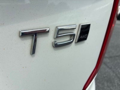 2018 Volvo XC90 T5 Momentum