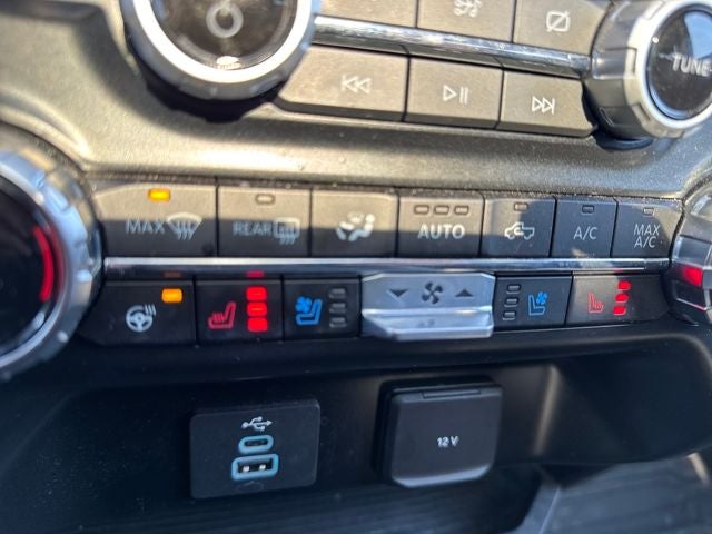 2023 Ford F-350SD Lariat