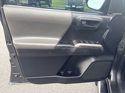 2020 Toyota Tacoma SR5 V6